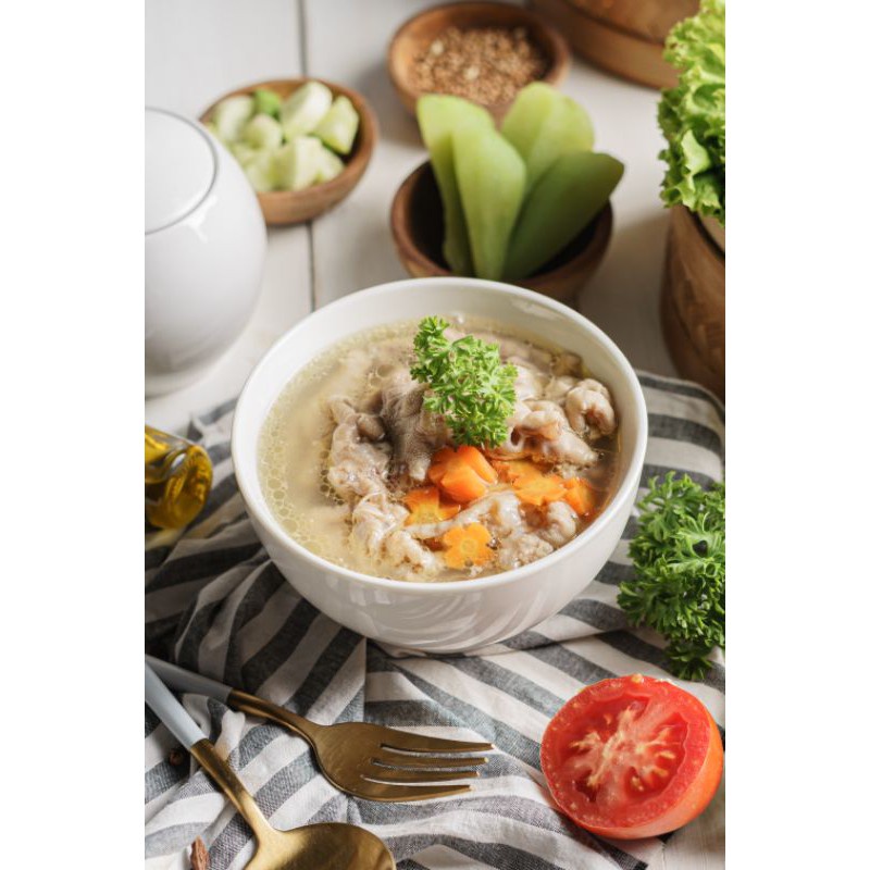 

HJE Sop Ceker ayam organik tanpa tulang Di buat dari Ceker ayam organik yang cocok untuk menu gaps