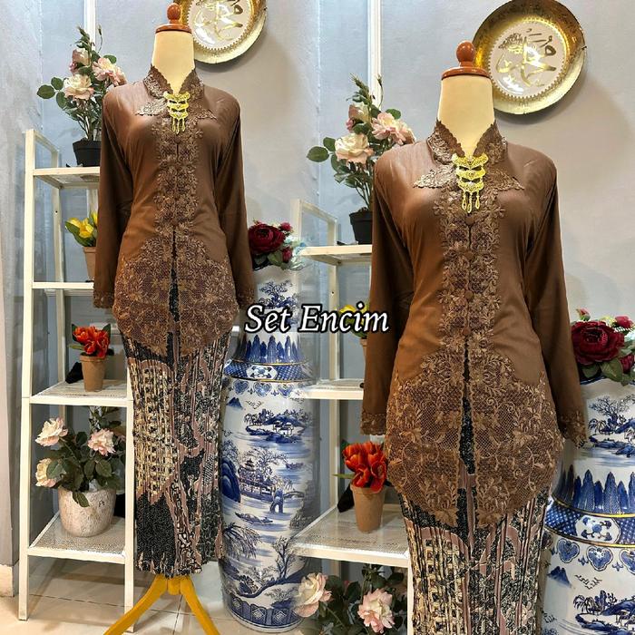 Kebaya Encim Tradisional/(( Khusus Satu Set Free Hijab ))Kebaya Encim Senada/ Modern Bordir