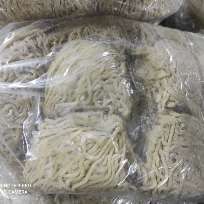 

Ready Bakmi Mentah Homemade Super Telur Bebek Kasar 1Kg