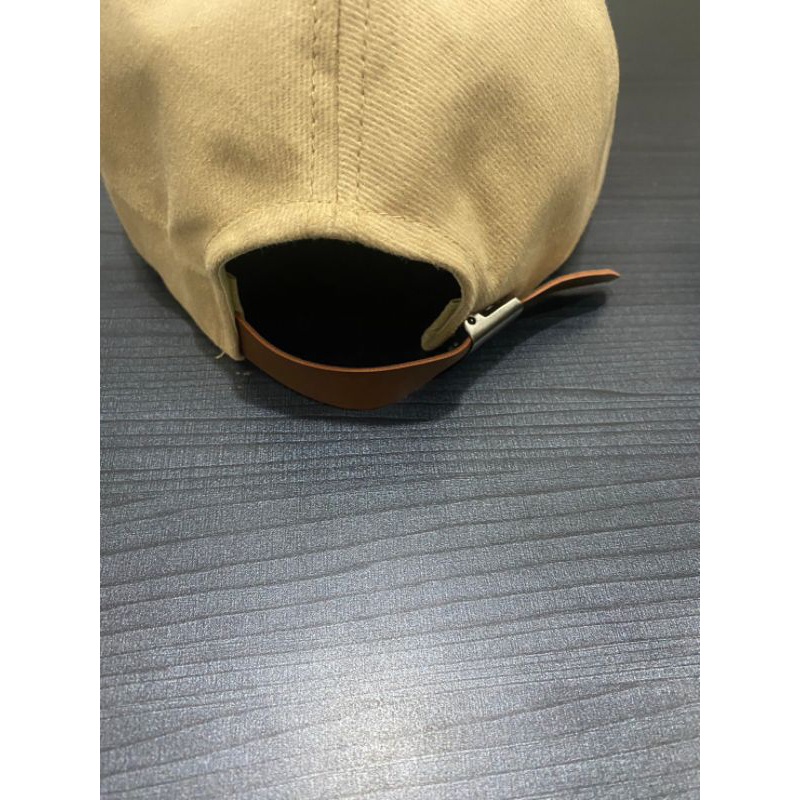 Topi Have a Good Time Full Tag Label Casual
