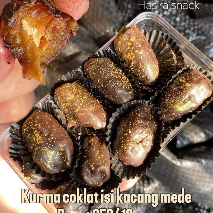 

Kurma coklat isi kacang mede 16pcs
