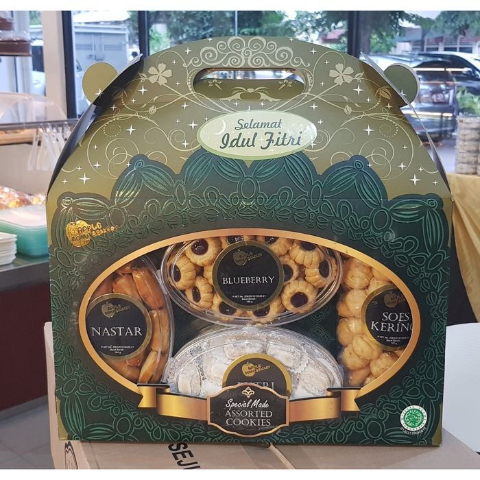 

HJK Hampers Idul Fitri Lebaran Kue Kering Felicita Premium Parsel Gift Bingkisan Free Kartu Ucapan