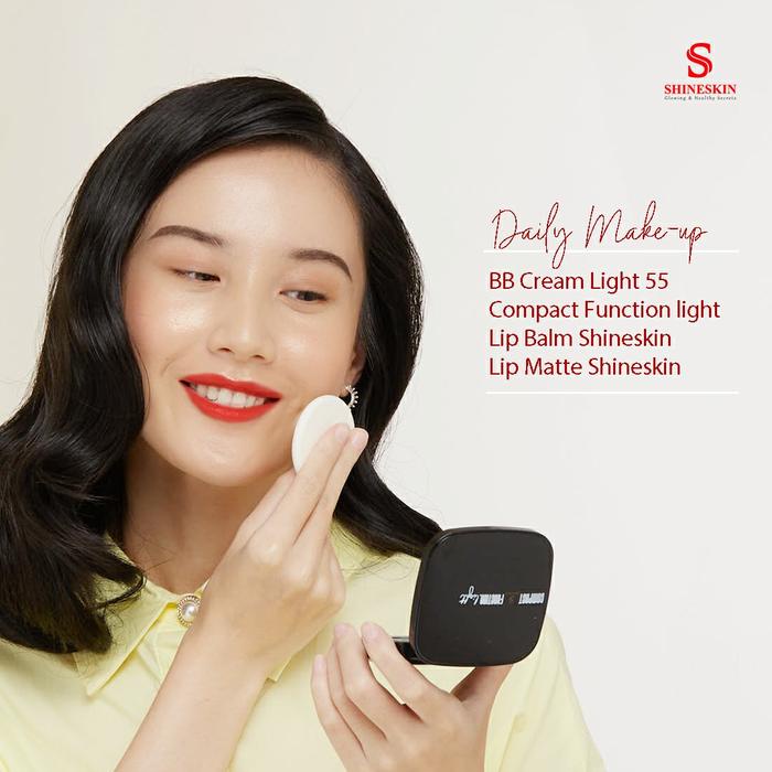 SHINESKIN COMPACT FUNCTION LIGHT / BEDAK PADAT SHINESKIN