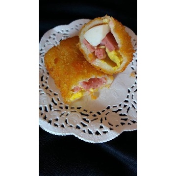

RISOLES SMOKED BEEF KEJU MAYONNAISE AIRISH