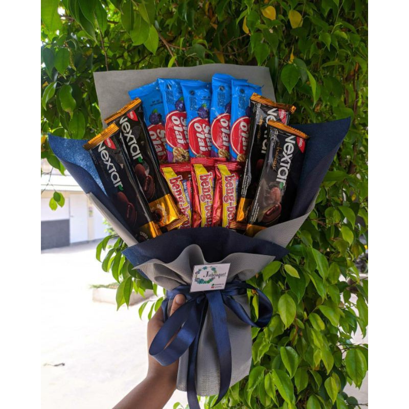 

HJ (S) Buket/paket/bingkisan Snack Ulang Tahun/Ultah/ Wisuda/Kado/Hadiah