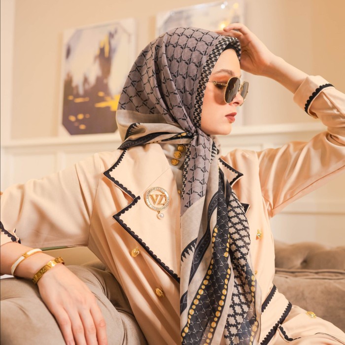 Terlaris VZ Quimby Scarf Original Vivi Zubedi New York Season Collection SALE