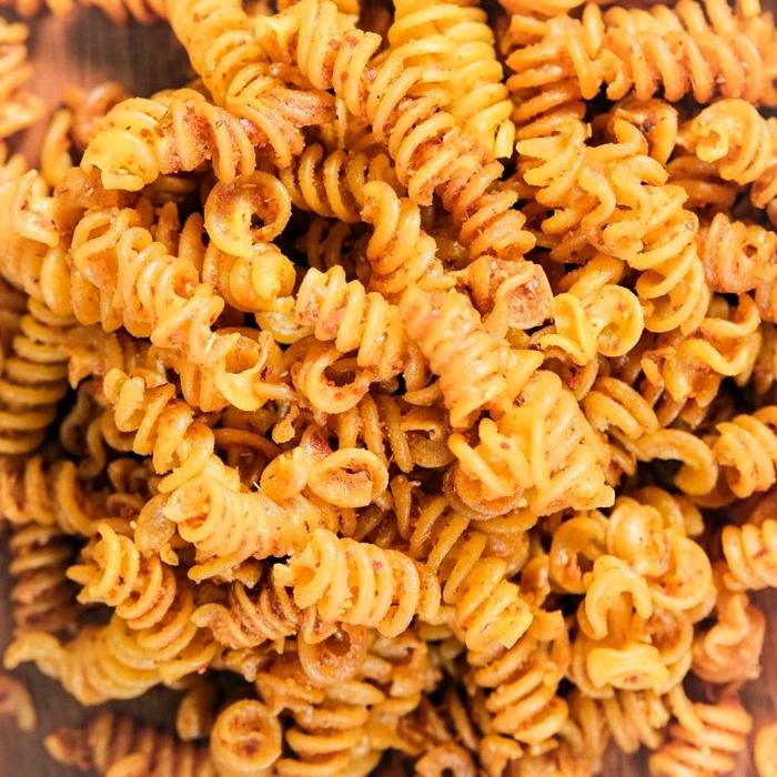 

Makaroni Spiral Kang Asep Kemasan Pak 1Kg Food Pasta Cemilan Snack Pedas