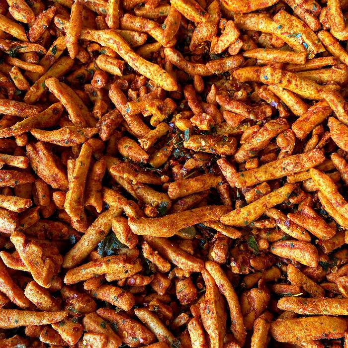 

BASRENG 1 KG PEDAS EXTRA DAUN JERUK - Kukarasa Snack Cemilan