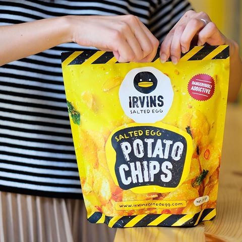 

STOCK! IRVINS Salted Egg Potato Chips 230 Gram (Singapore)
