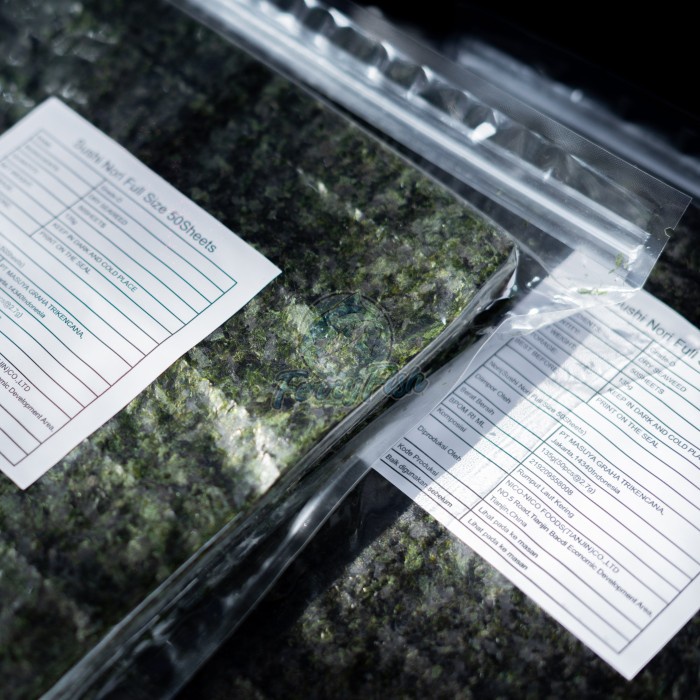 

Sushi Nori / Nori / Rumput Laut 50 Pcs - Nico Nico