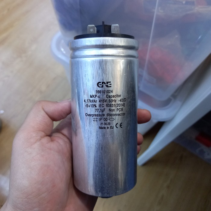 CAPASITOR GAE SINGLE PHASE MKP 4.17KVAR 415V KAPASITOR BANK