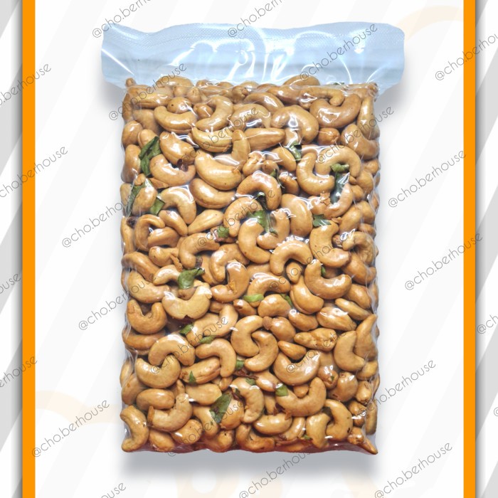 

Kacang Mete Super Oven Panggang Roasted Cho.Berhouse Wonogiri 500Gr Promo