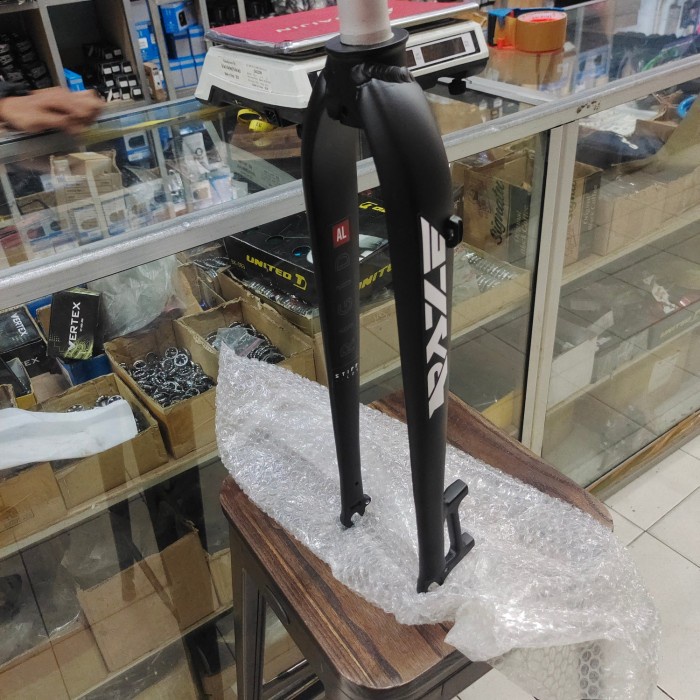 Laris Fork Rigid Not Mosso Md5 26 27.5 700 Raze Alloy Disk