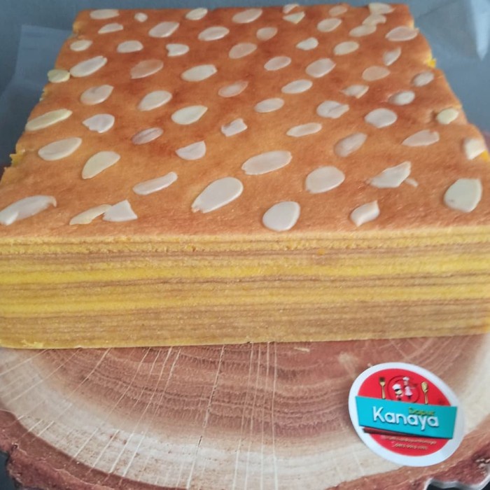 

lapis legit almond 20x20