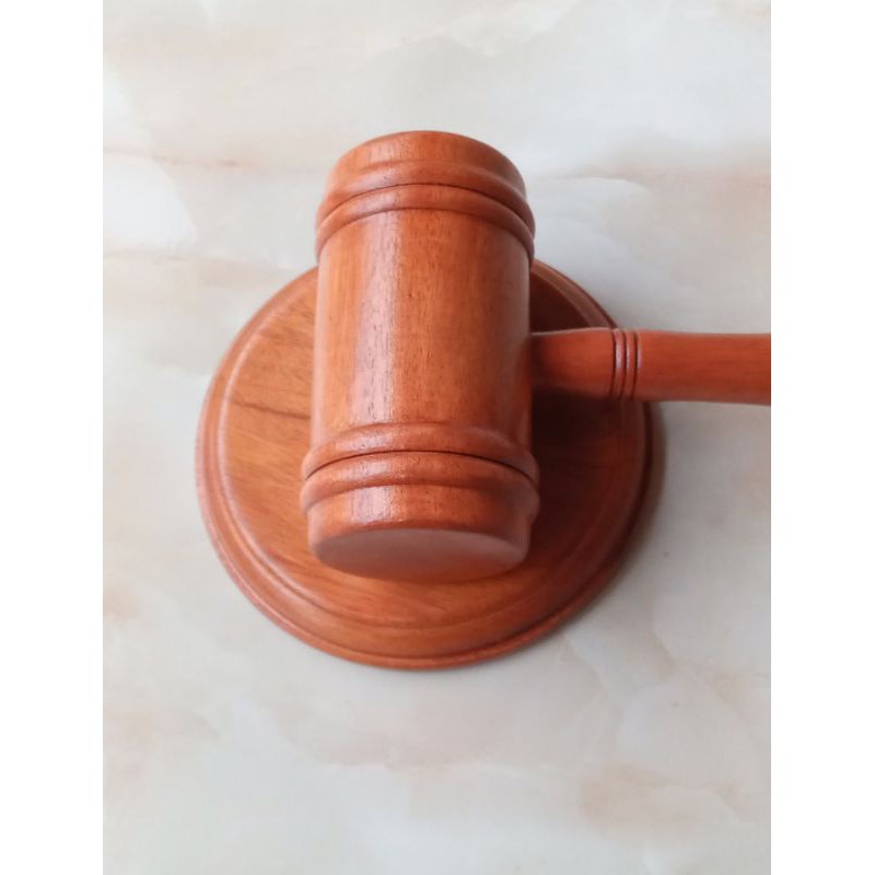

Palu Sidang Kayu Mahoni Satu Set (Palu & Dudukan)