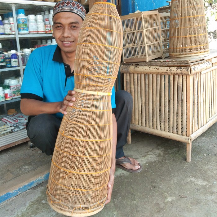 OBRAL BUBU PERANGKAP IKAN TRADISIONAL DARI BAMBU