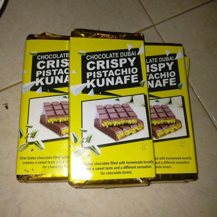 

chocolate crispy pitachio kunafe cokelat Dubai lokal coklat viral