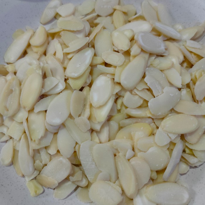 

Almond Slice Premium 1 Kg