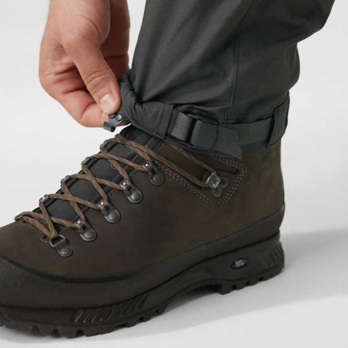 New Celana Panjang Pria Fjallraven Kaipak Trousers - Dark Olive Readyy