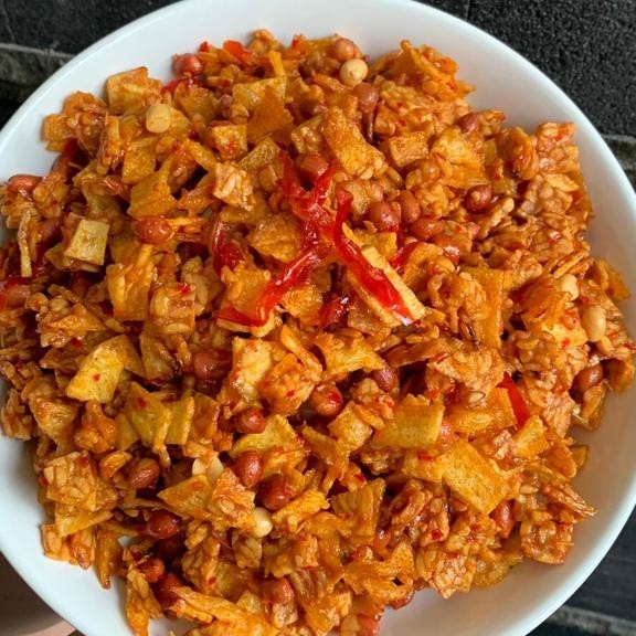 

JTTOP" KERING TEMPE KENTANG KACANG/OREK TEMPE/KERIPIK TEMPE/LAUK KERING PEDAS