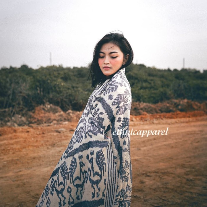 Promo Kain Tenun Blanket Etnik Sumbawa