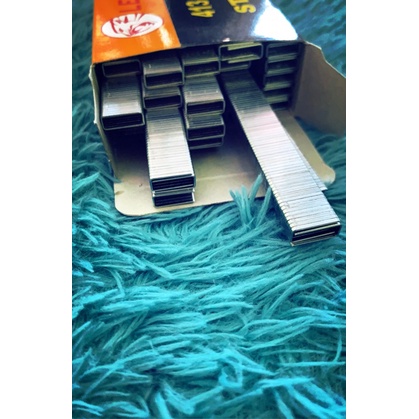 

Staples 413J Leopard Isi Staples Mesin Paku Tembak Model U Refill Staples 4mm X 13mm Isi 5000Pcs