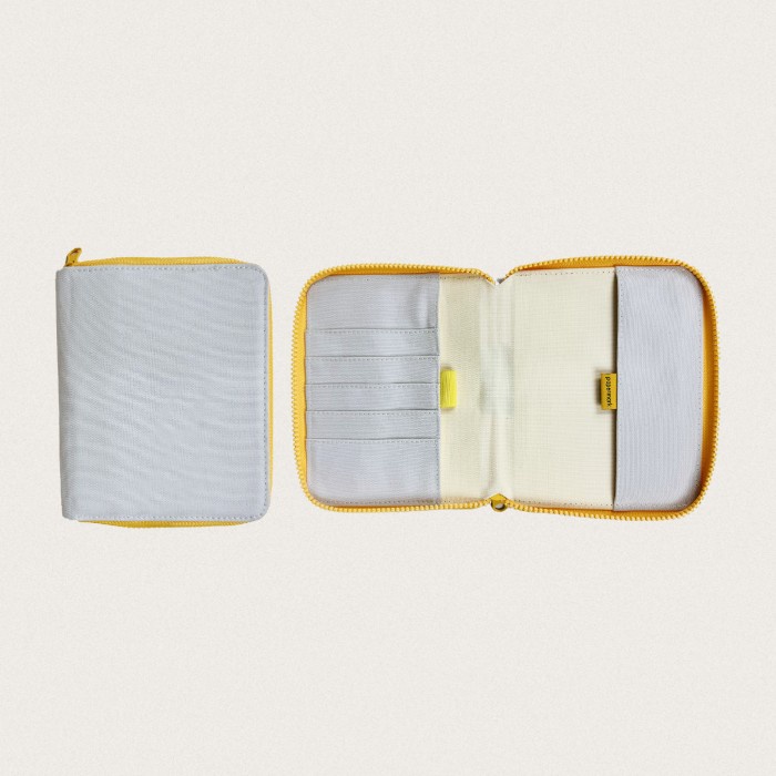 

BARANG TERLARIS Papermark A6 Notebook Pouch with Zipper