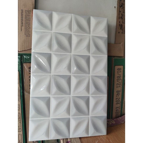 Keramik Dinding Kamar Mandi Dapur Kilap 25 x 40 Aristocrat Regal Grey