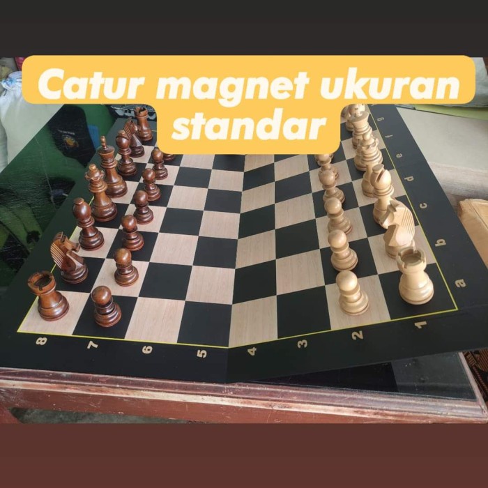 1 set papan catur kayu magnet, buah kayu dan tas catur
