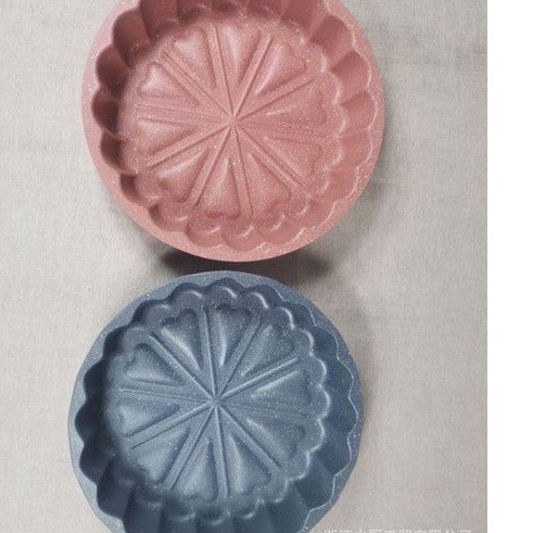 PREMIUM LOYANG TULBAN 24CM / LOYANG KUE LOVE