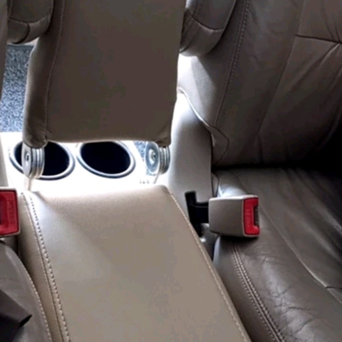 JOK TENGAH INNOVA LUXURY / REBORN