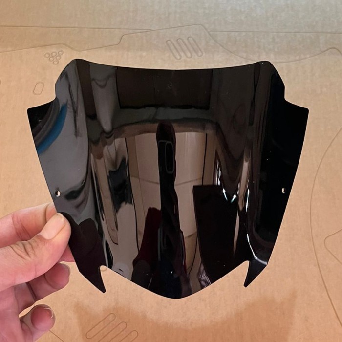 Executive visor vario 125 new 2022 windshield vario 125 new 2023