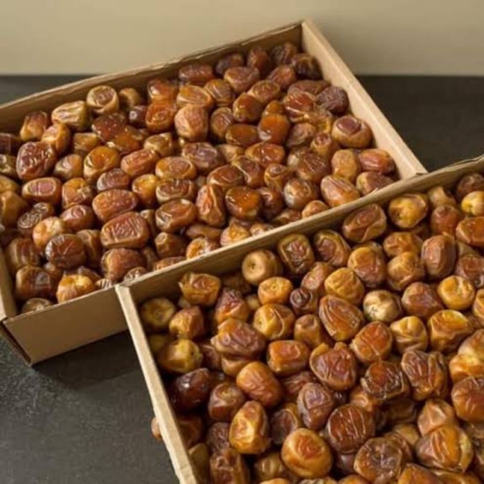 

Kurma Sukari 3Kg / Kurma Raja