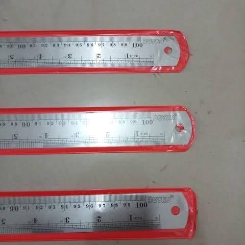 

Penggaris Besi 100Cm/Garisan/Ruler/Mistar Besi/Penggaris Stainless 1M Silver