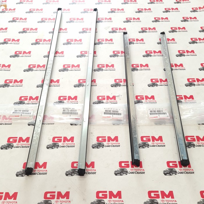 Pelipit Dalam Vx80 Land Cruiser Bludru Orisinil