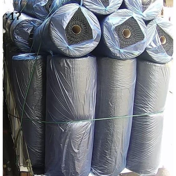 

party- Bubble wrap warna hitam merah biru 50m x 1.25m buble bandung