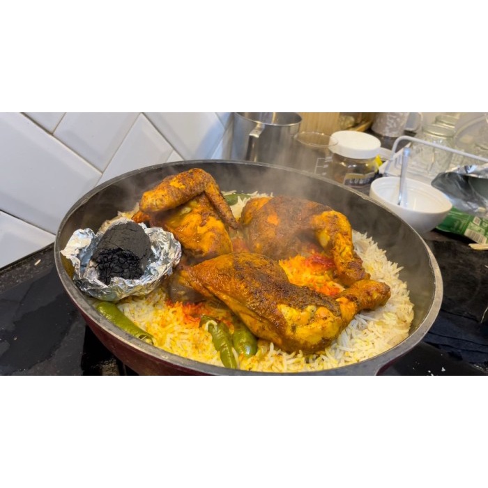 

Lezat- Nasi MandhiBeras Basmati 1kg dengan Bumbu Nasi Mandhi
