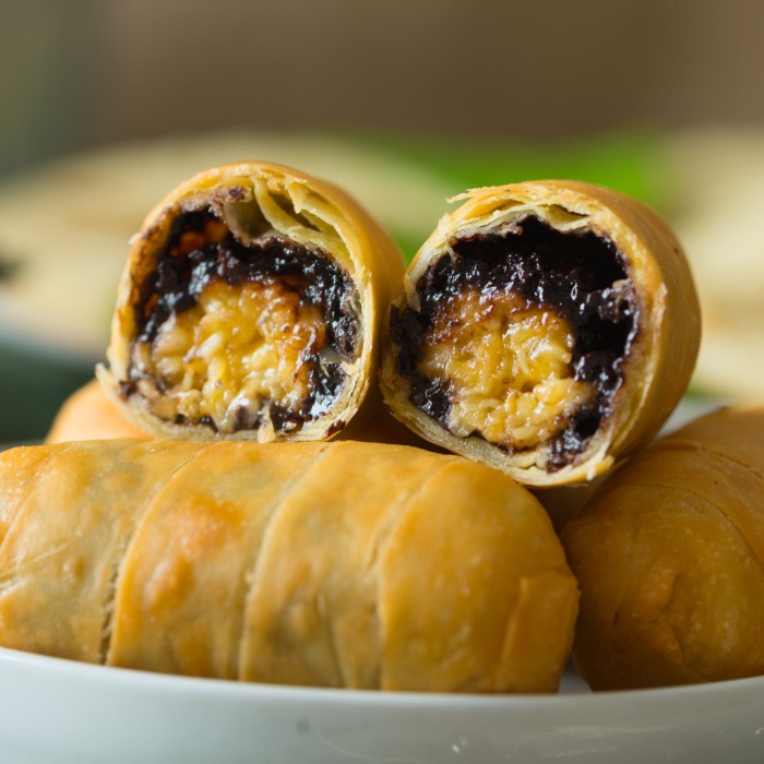 

Pisang Molen Coklat isi 5