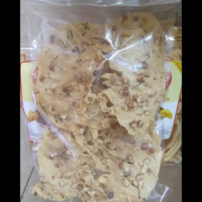 

peyek kacang tanah home made rempeyek