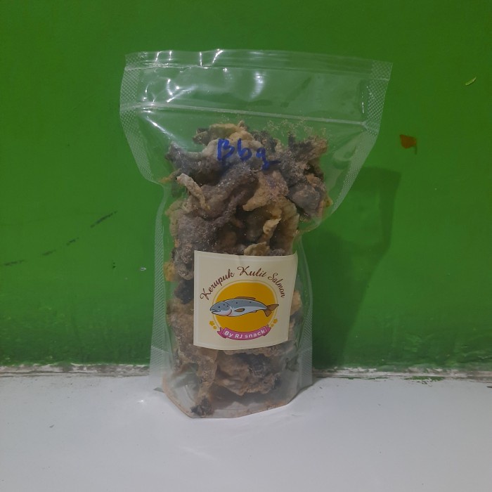 

Salmon Fish Chip Kerupuk Kulit ikan Salmon Rasa BBQ 60gram