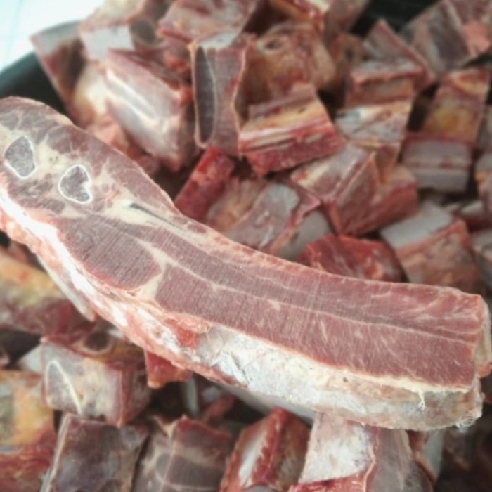 

Lezat- IGA Brisket sapi AUS, tulang muda SOP 1kg