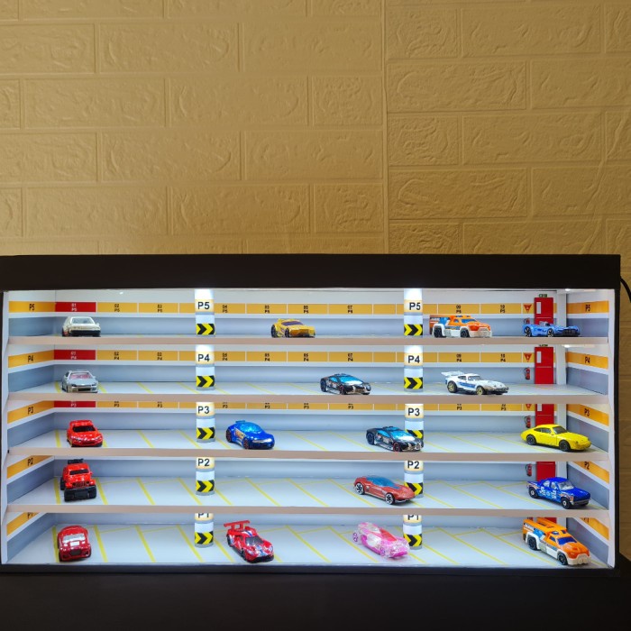 TERLARIS DIORAMA PARKIRAN MOBIL HOT WHEELS / DIECAST / RAK HOTWHEELS /