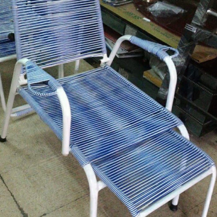 KURSI SANTAI SELONJORAN/KURSI MALAS/KURSI SANTAI TALI PLASTIK