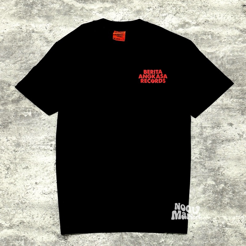 NOOV MUSIC Berita Angkasa - Artificial Satellite Tshirt Unisex - Black