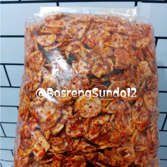 

EK421 [Beli Lokal]seblak kemplang putih pedas daun jeruk 500 gram Cemilan Food Kering Instan Snacks