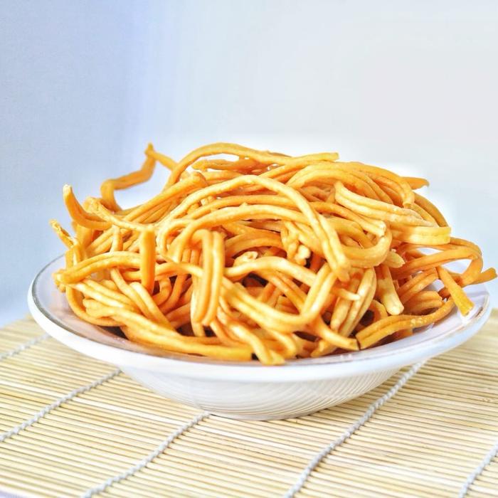 

IS752 Kripstik mie kemasan 1KG makanan ringan Food Snack Cemilan Keripik Instan Noodles TERBARU