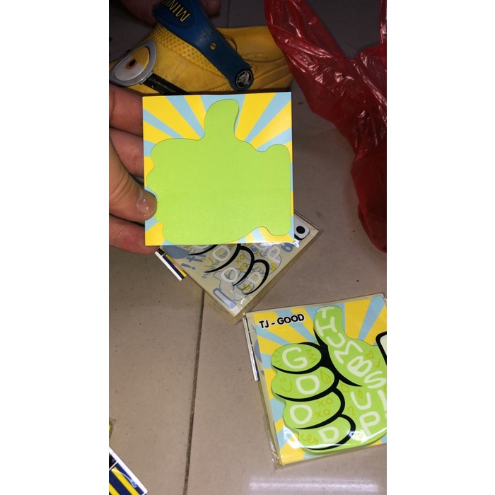 

>>>>>] label tj good isi 50 lembar sticky notes jempol good