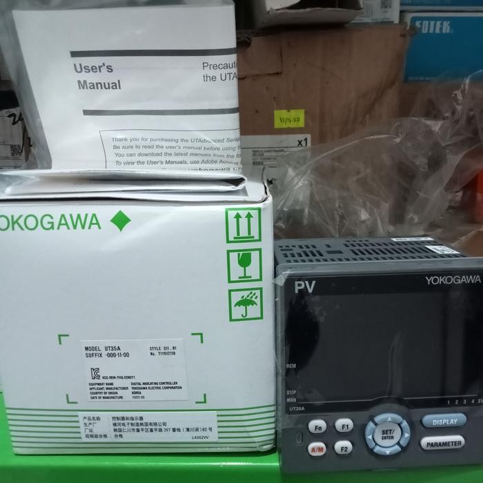 TOP YOKOGAWA TEMPERATURE CONTROLLER UT35A -