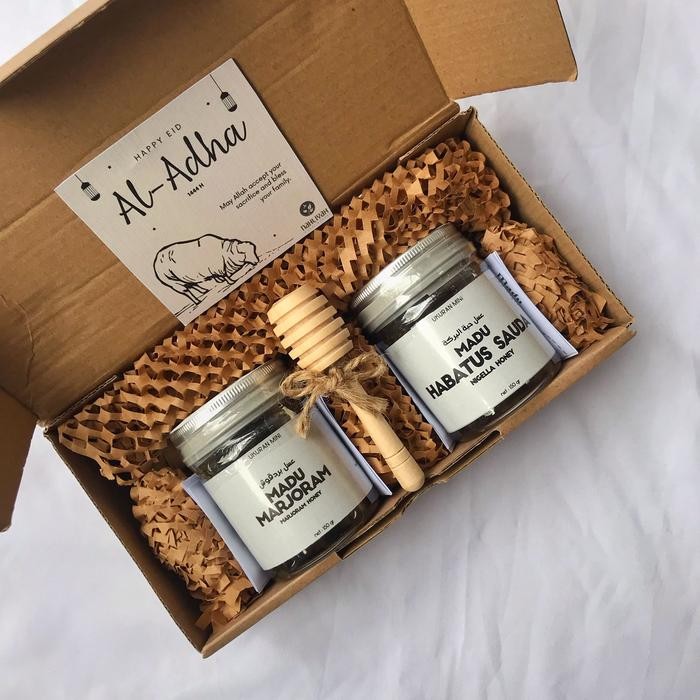 

Terlaris- Hampers Madu Nahliyah - 2 Botol Madu 150Gr + Free Honey Dipper & Kartu -Gratisongkir