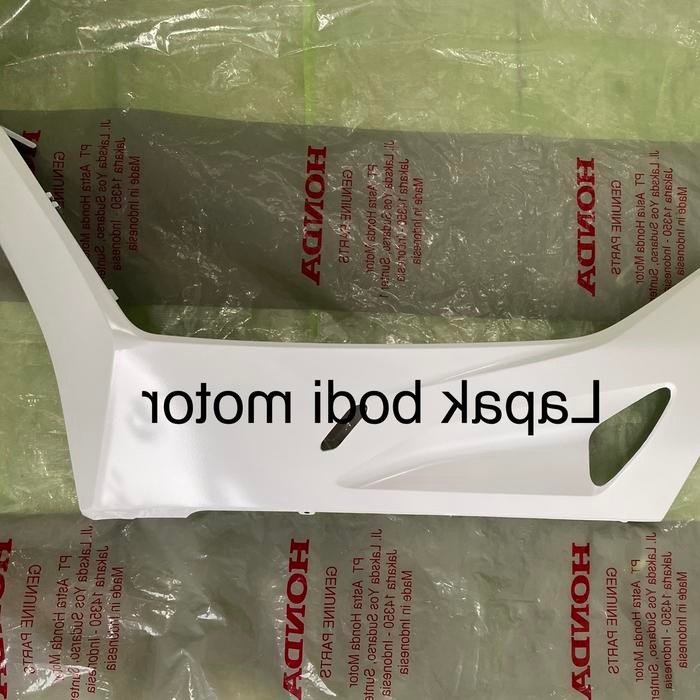 COVER UNDER SIDE L ALL NEW PCX 160 PIJAKAN KAKI BAWAH KIRI PUTIH